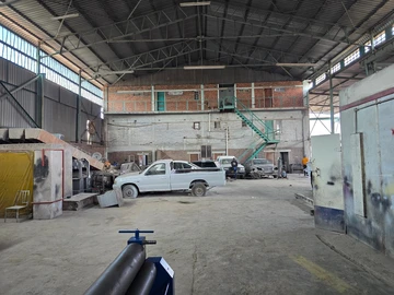 Warehouse & Factory