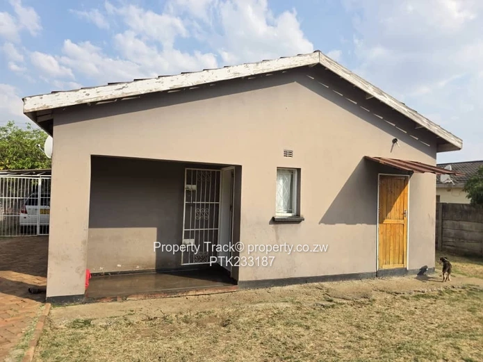 A neat and solid house! (Sole Mandate)