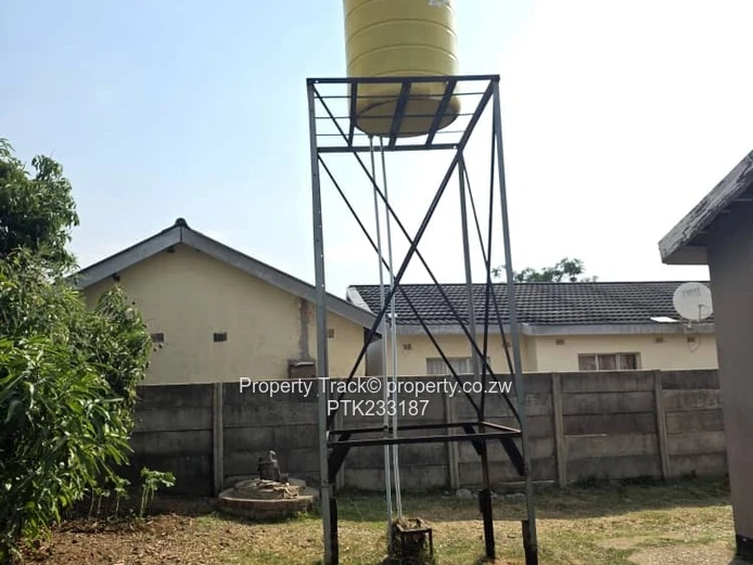 A neat and solid house! (Sole Mandate)