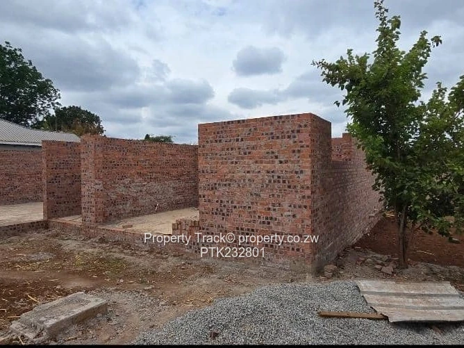 Mandara Modern 4-Bed Garden Flat with Pool & Borehole